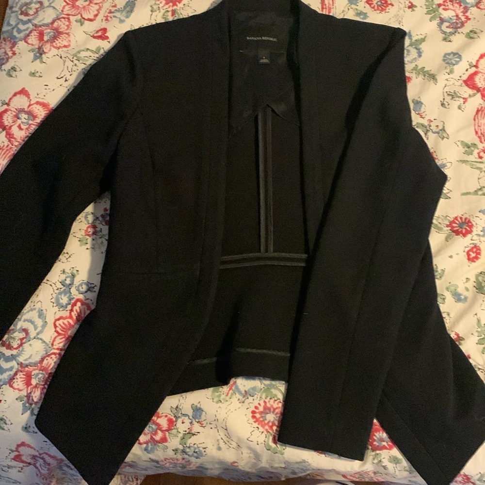 EUC Banana Republic Soft Cutaway Blazer SZ 4